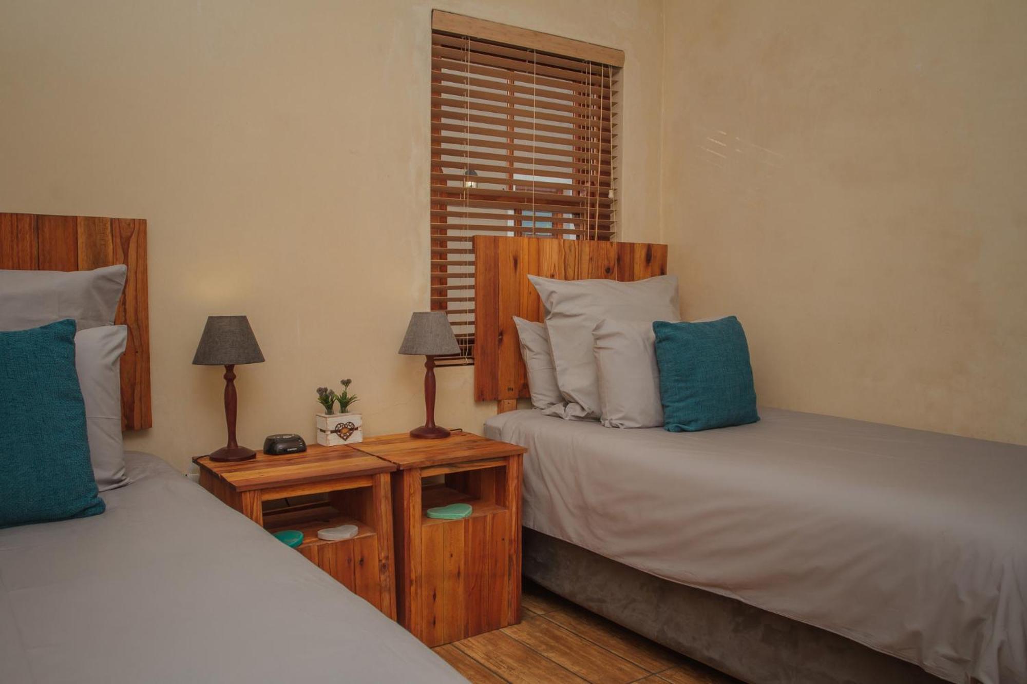 Dolittle Cottages Swellendam Room photo
