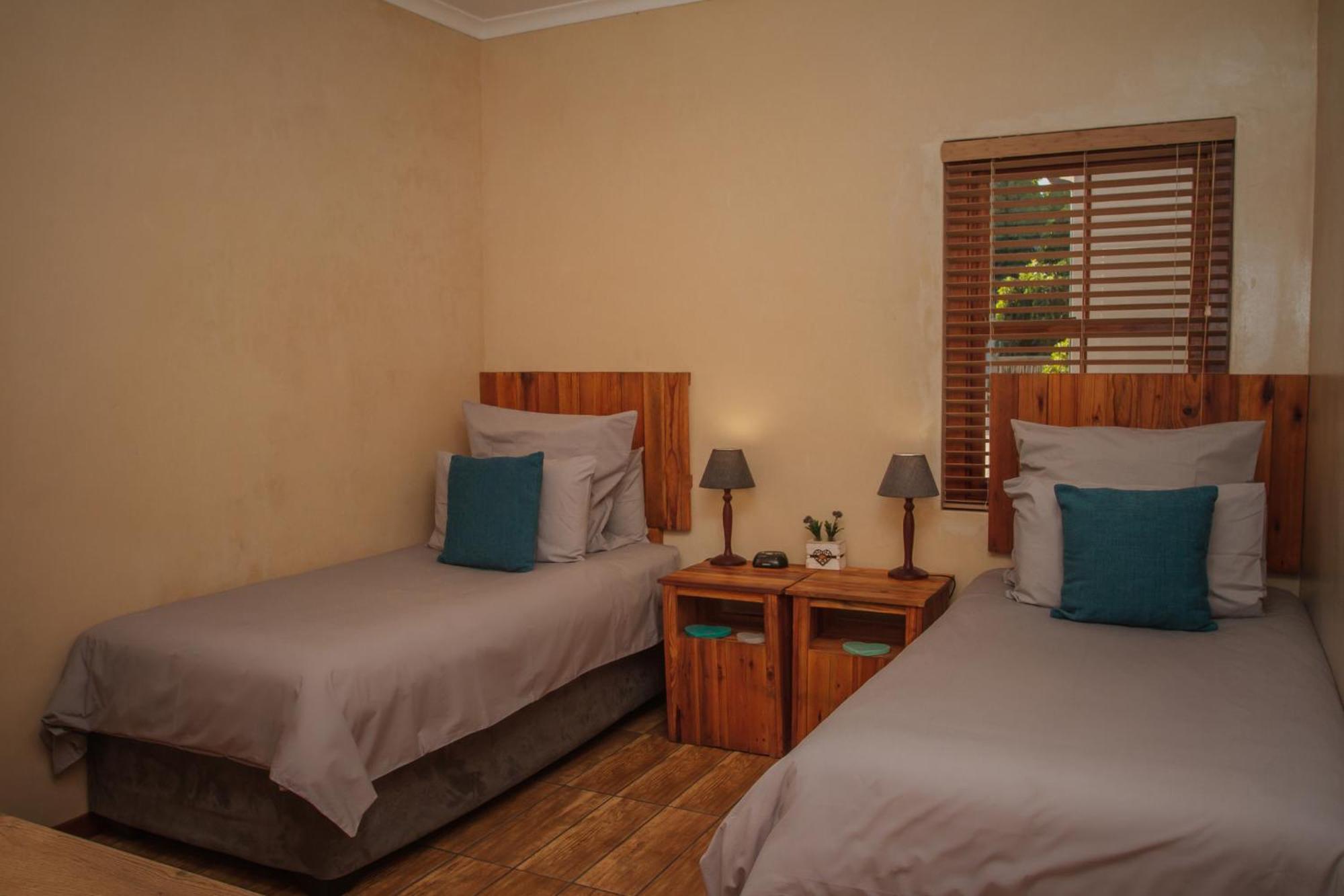 Dolittle Cottages Swellendam Room photo
